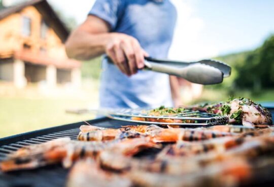 Grillen trotz Nachbarschaft